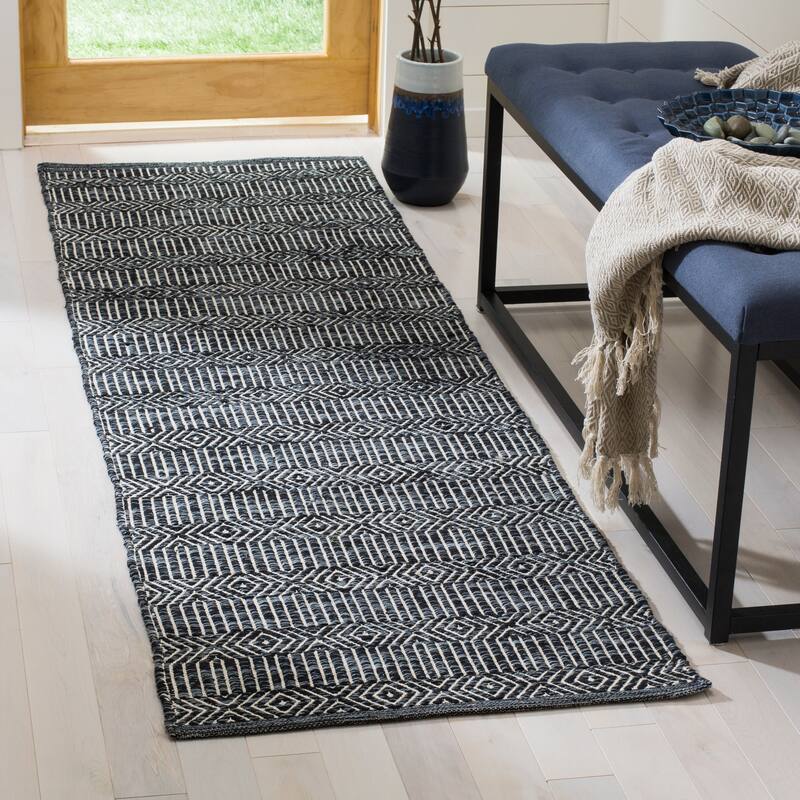 SAFAVIEH Handmade Flatweave Montauk Wilkes Casual Cotton Rug - 2'3" x 9' Runner - Ivory/Dark Grey
