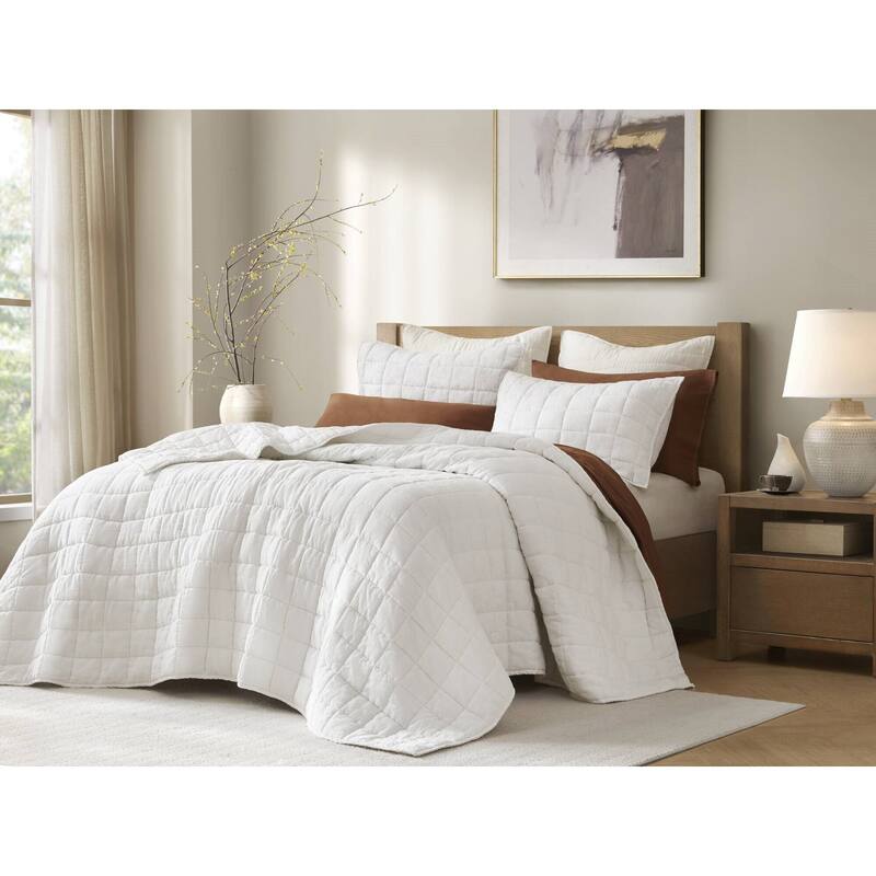 Harbor House French Flax Linen Garment Washed Quilt Set