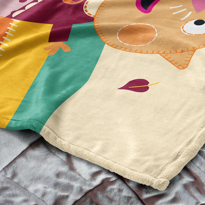 Hasbro Peppa Pig Silk Touch Throw Blanket