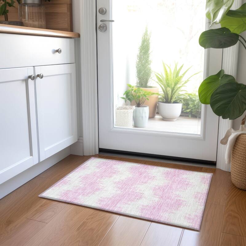 Machine Washable Indoor/ Outdoor Chantille Chevron Modern Rug