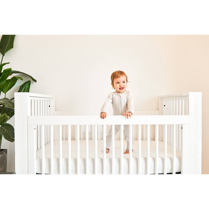 Milk Street True Traditional Crib