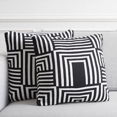 SAFAVIEH Vroni 18-inch Square Decorative Throw Accent Pillow with Insert (Set of 2)