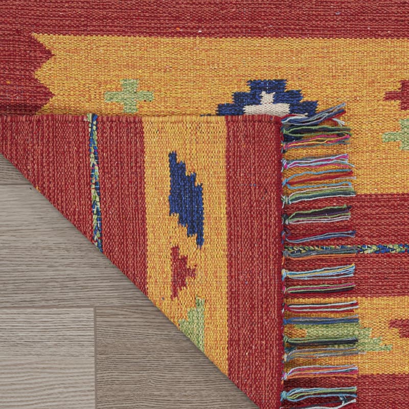 Fuge Southwestern Woven Low Pile with Fringe Area Rug By HomeRoots - 120' X '96' X '0.25
