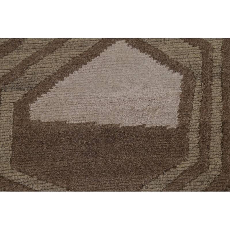 Geometric / Modern Area Rug Handmade Wool Carpet - 8'1"x 9'9"