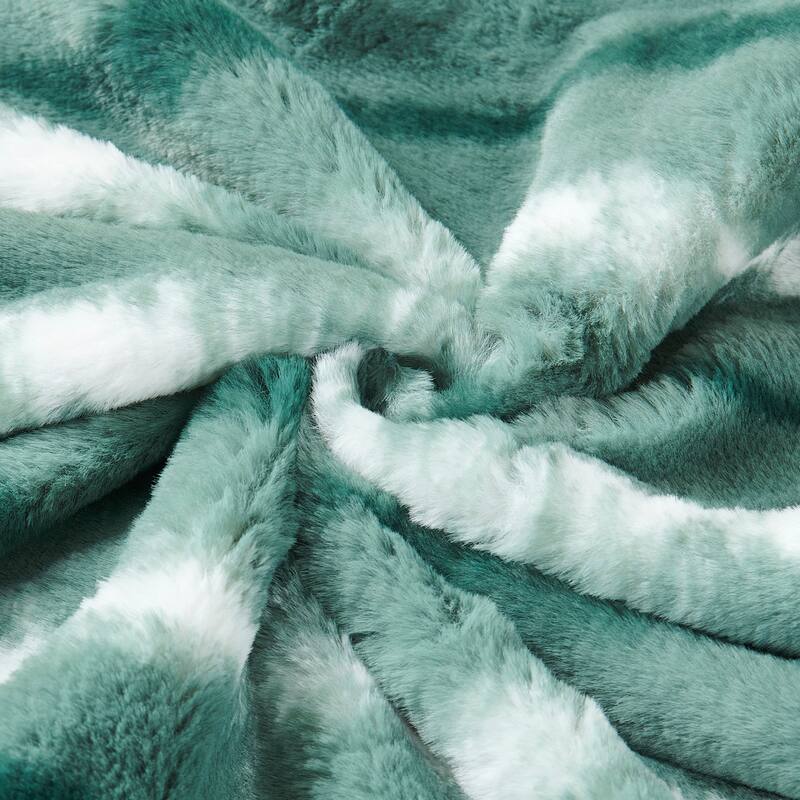 Amanda Stripe fauxfur Throw Pillow Covers Set of 2, NO INSERT