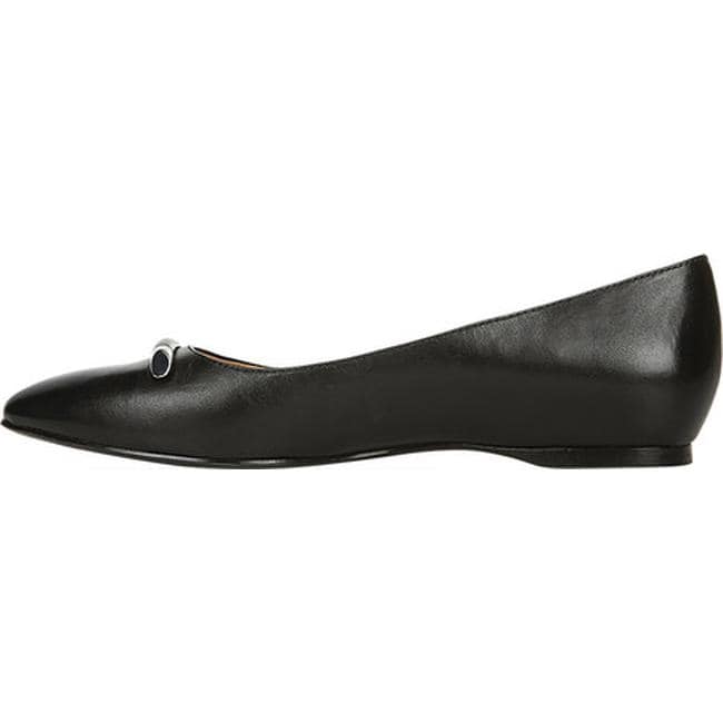 naturalizer sable flat
