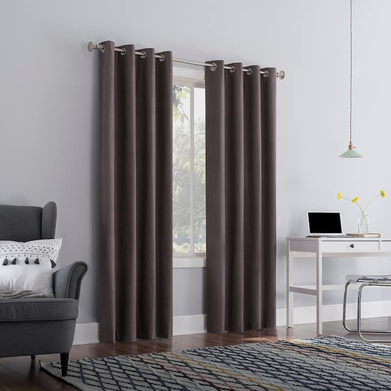 Sun Zero Duran Thermal Insulated Total Blackout Grommet 1-Piece Curtain Panel, Single Panel
