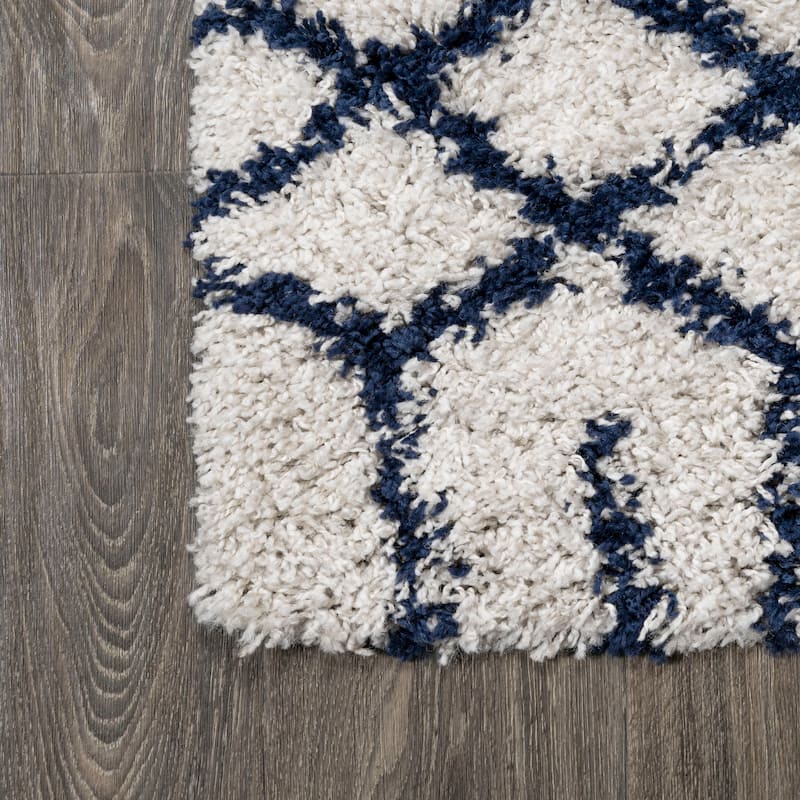 JONATHAN Y Tela Moroccan Diamond Shag Area Rug