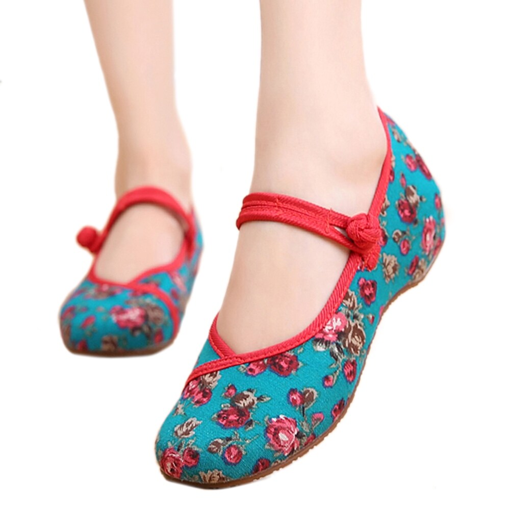 old beijing style shoes