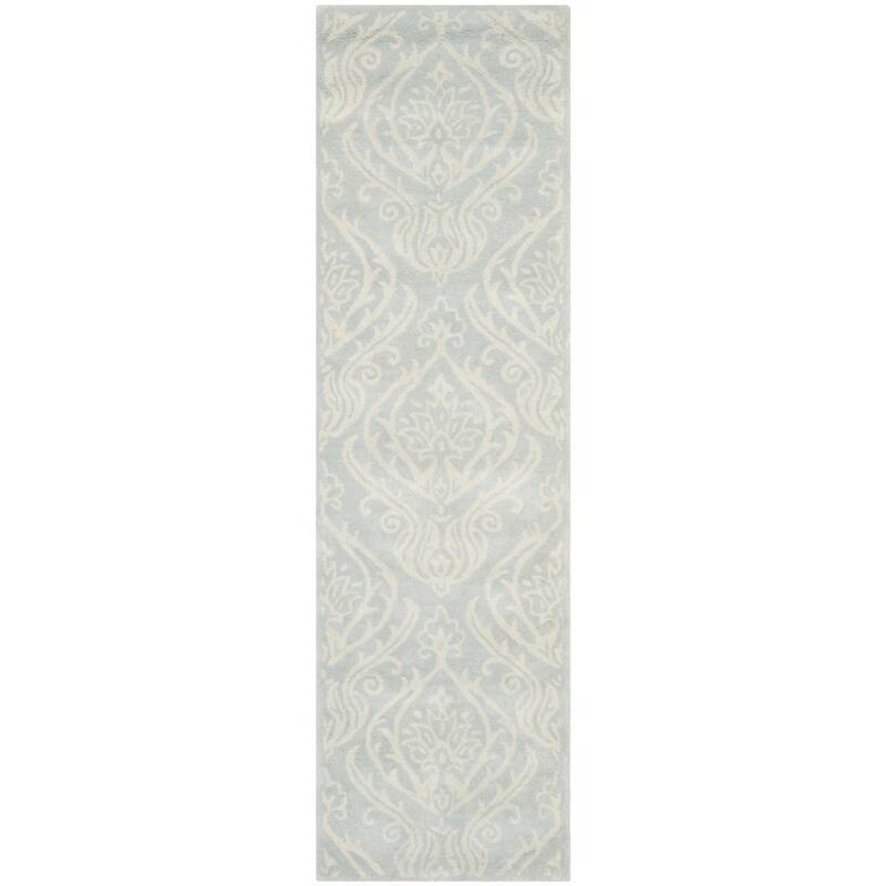 SAFAVIEH Handmade Bella Teresia Modern Floral Wool Rug