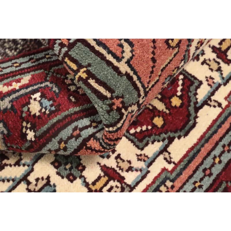 Hand Knotted Oriental 100% Wool Carpet Traditional Medallion Beige & Ivories Heriz (serapi) Area Rug - 5' 9'' X 4' 0''