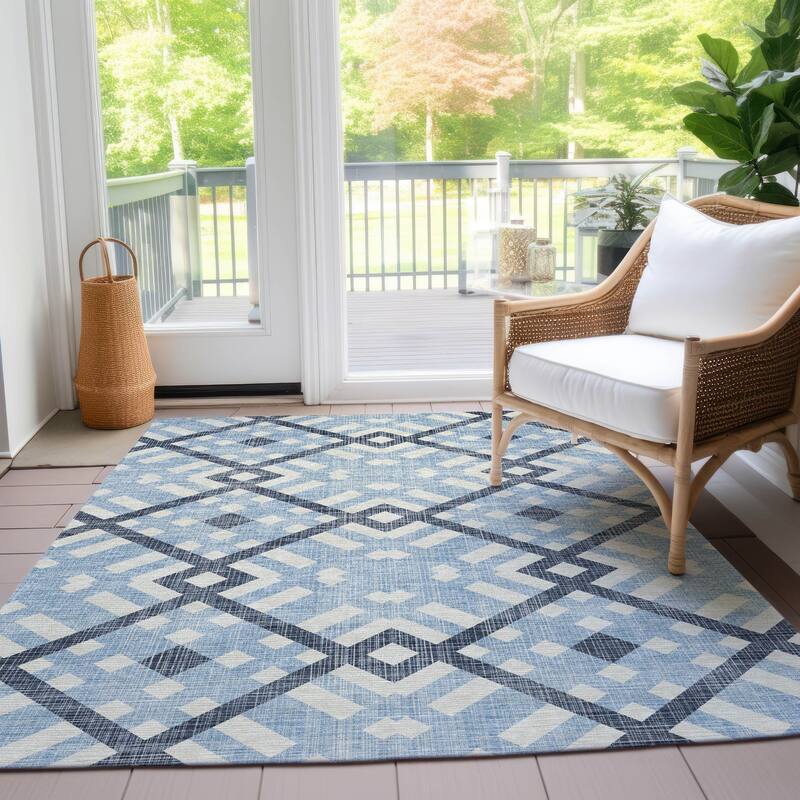 Machine Washable Indoor/ Outdoor Chantille Contemporary Trellis Rug