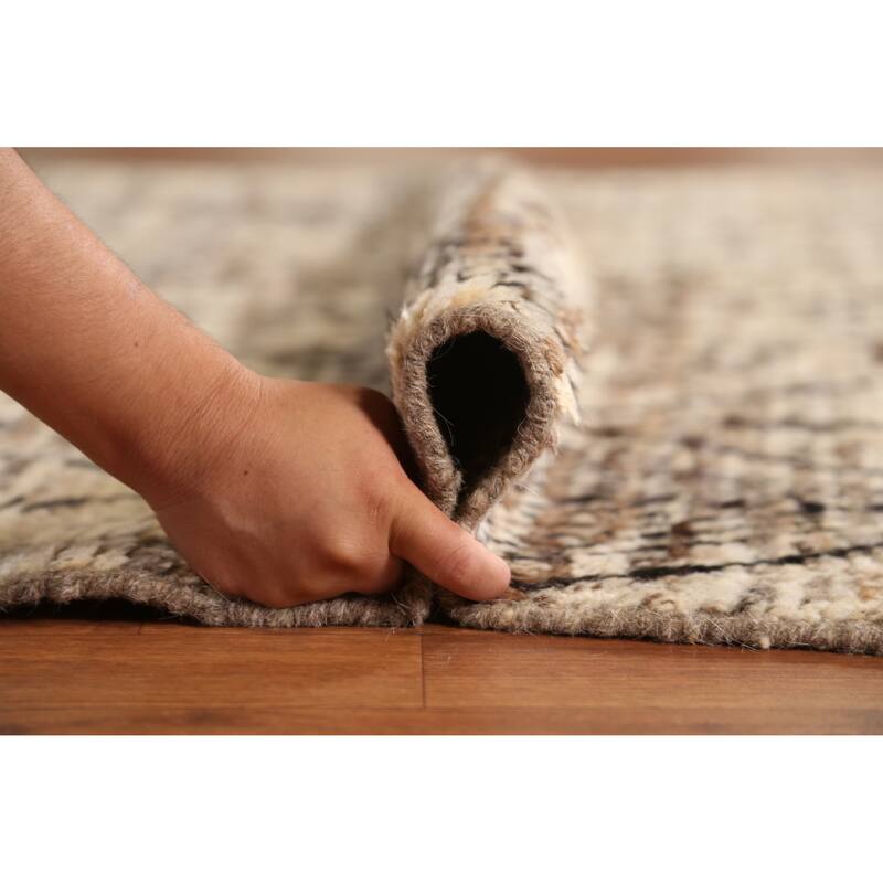 Geometric / Modern Moroccan Oriental Rug Handmade Beige Wool Carpet - 6'1" x 7'7"