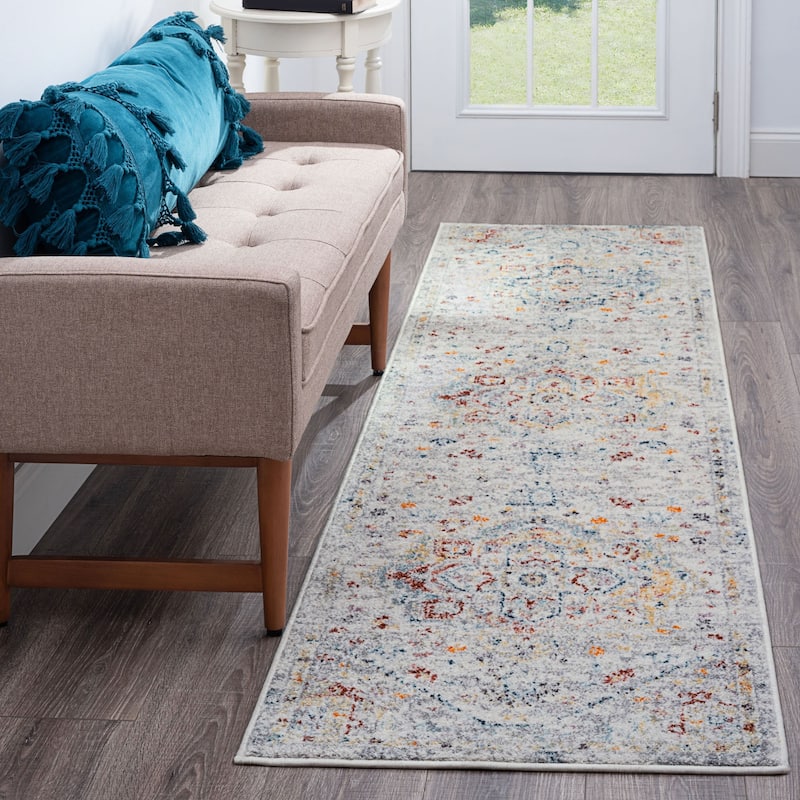 Whitfield Vintage Medallion Indoor Area Rug - 2'3'' x 9'10'' - Cream