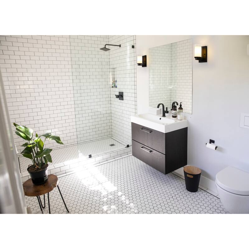 Bellevue ZBF73686 Sylvia 8" Tall Bathroom Sconce