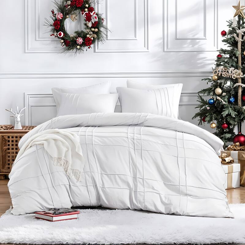 Chelsea Square Evans Pinch Pleated Soft Washed Boho Comforter Set - White - California King