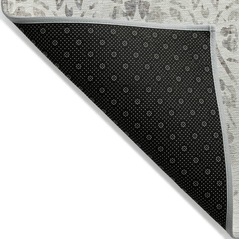 HomeRoots Floral Transitional Rectangle Outdoor Rug