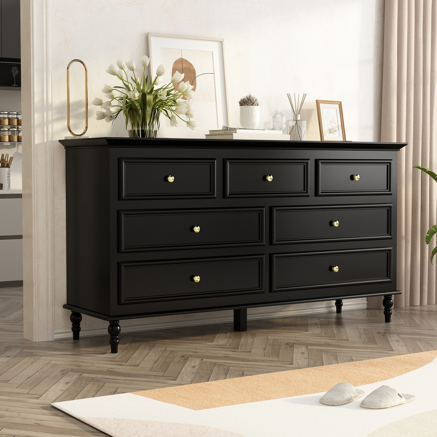 Contemporary 7 Drawer Bedroom Dresser with Modern Silver Color