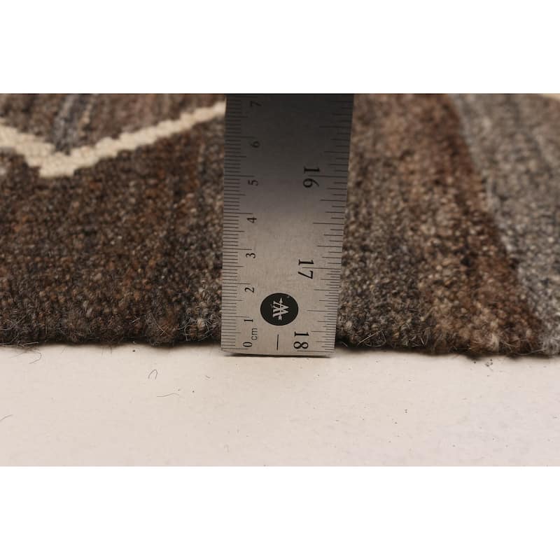 Sivas Brown Kilim 5'1" x 6'6" - 5'1 x 6'6