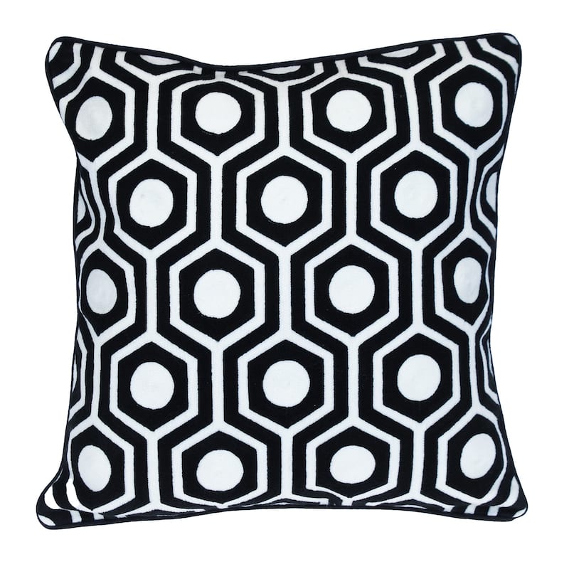 HomeRoots 18" X 18" Black 100% Cotton Geometric Zippered Pillow