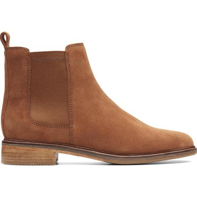 clarks ladies chelsea boots