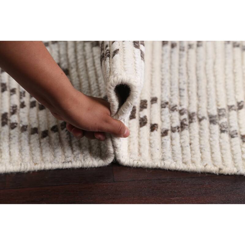 Modern Geometric Oriental Moroccan Wool Area Rug Hand-knotted - 5'0" x 7'9"