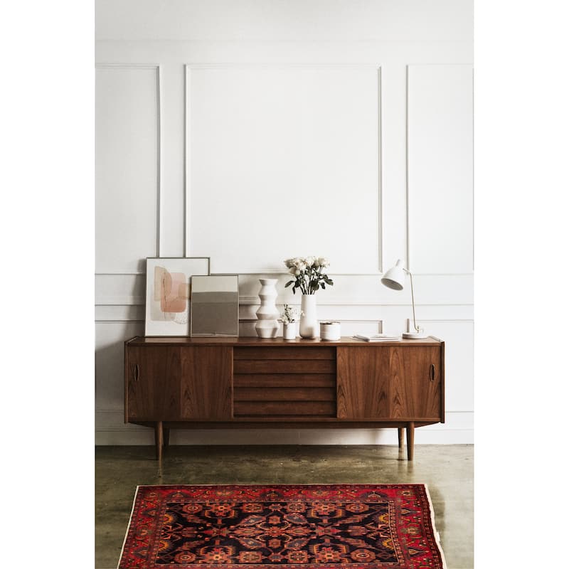Anadol Black, Red Rug 4'3" x 6'9" - 4'7 x 6'11