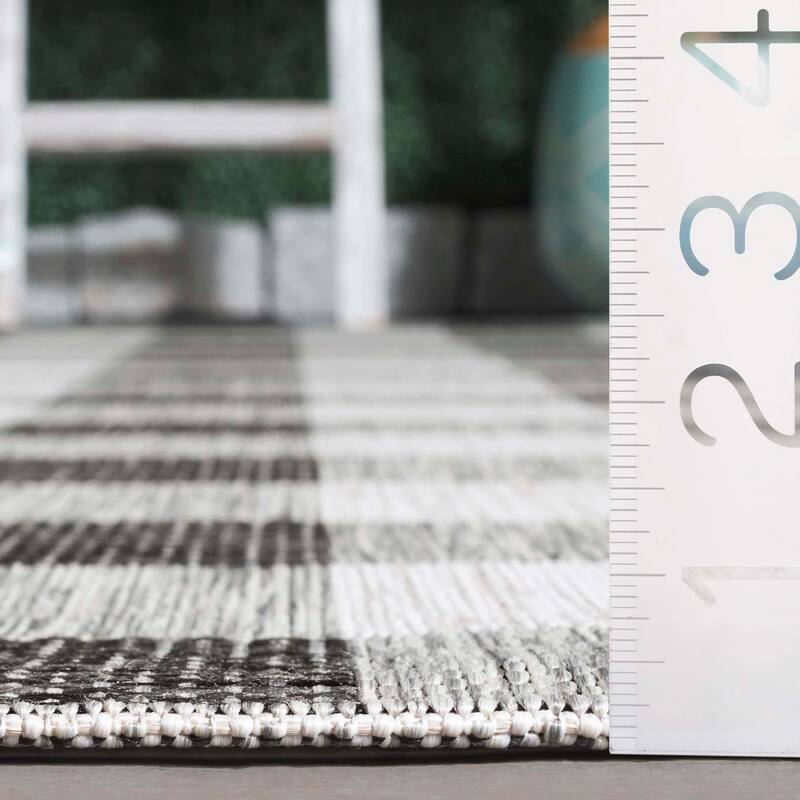SAFAVIEH Courtyard Eveli Transitional Rug