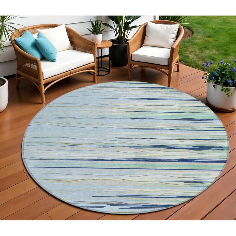 HomeRoots Striped Transitional Rectangle Outdoor Rug - 8' Round