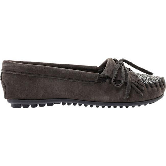 Minnetonka Women%27s Cordova Kilty Moccasin Charcoal Suede