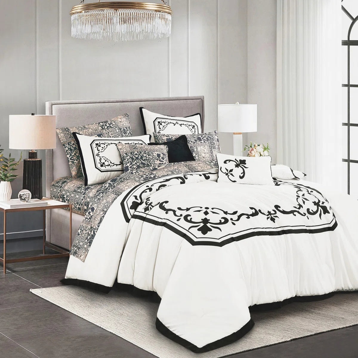 White Black Damask 10 Piece Bed-in-a-bag Comforter Set