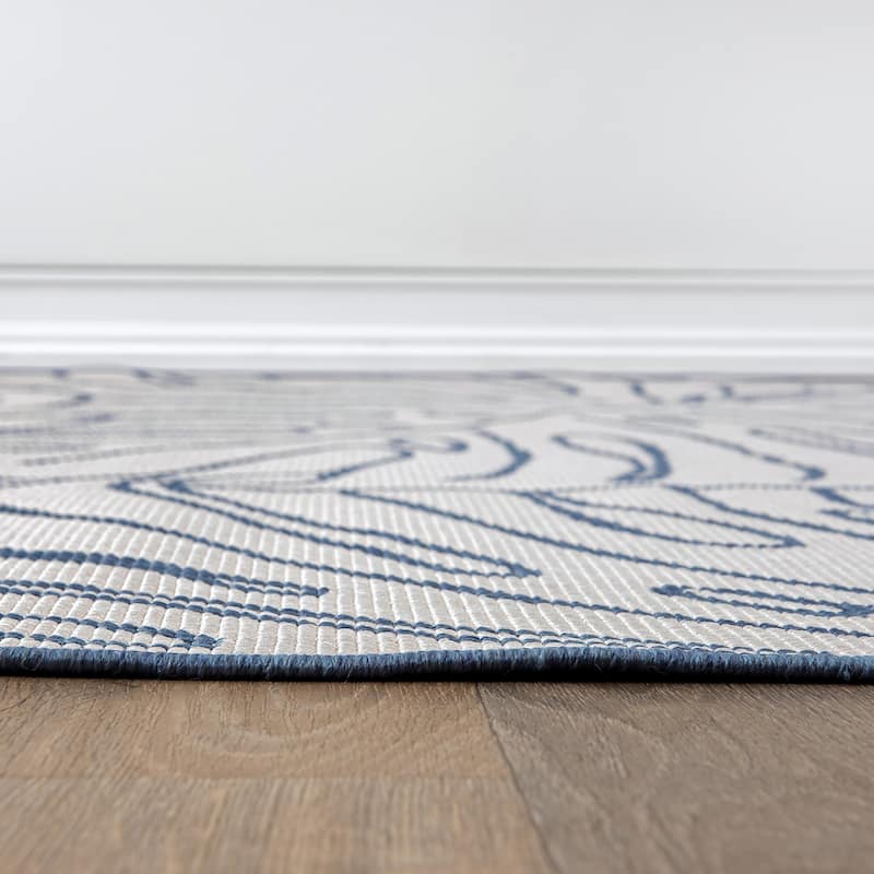 World Rug Gallery Contemporary Tropical Leaves Indoor/Outdoor Area Rug