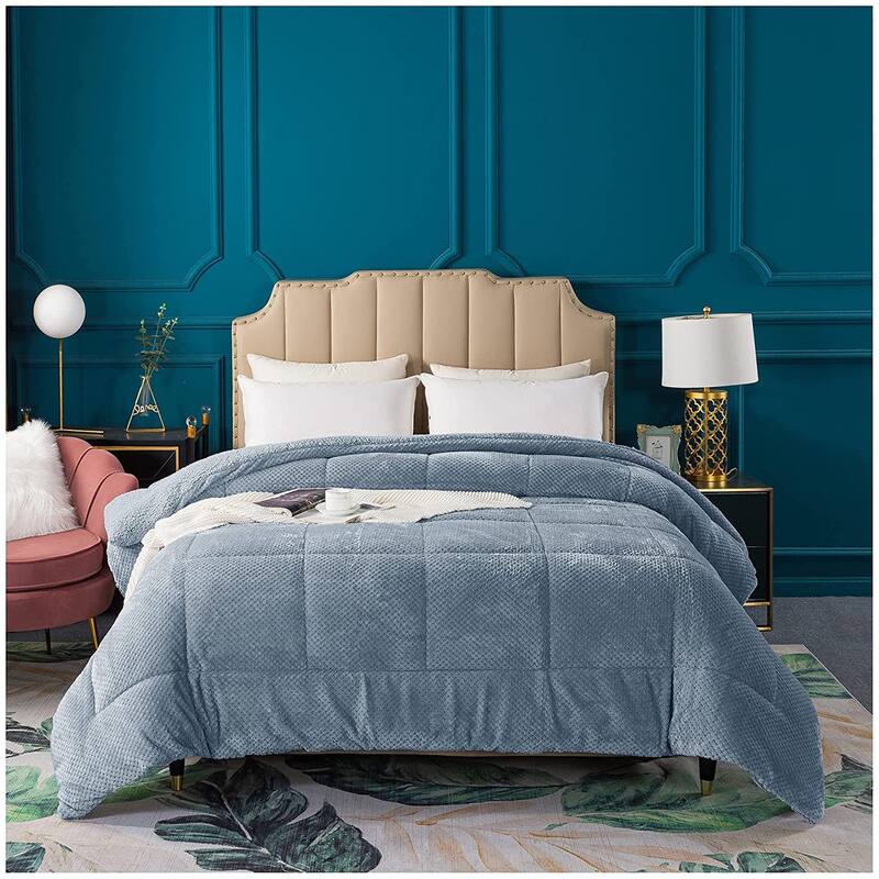KASENTEX Luxury Plush Comforter, Ultra Soft Cozy Reversible Sherpa Machine Washable Bedding - Queen - Grey Blue