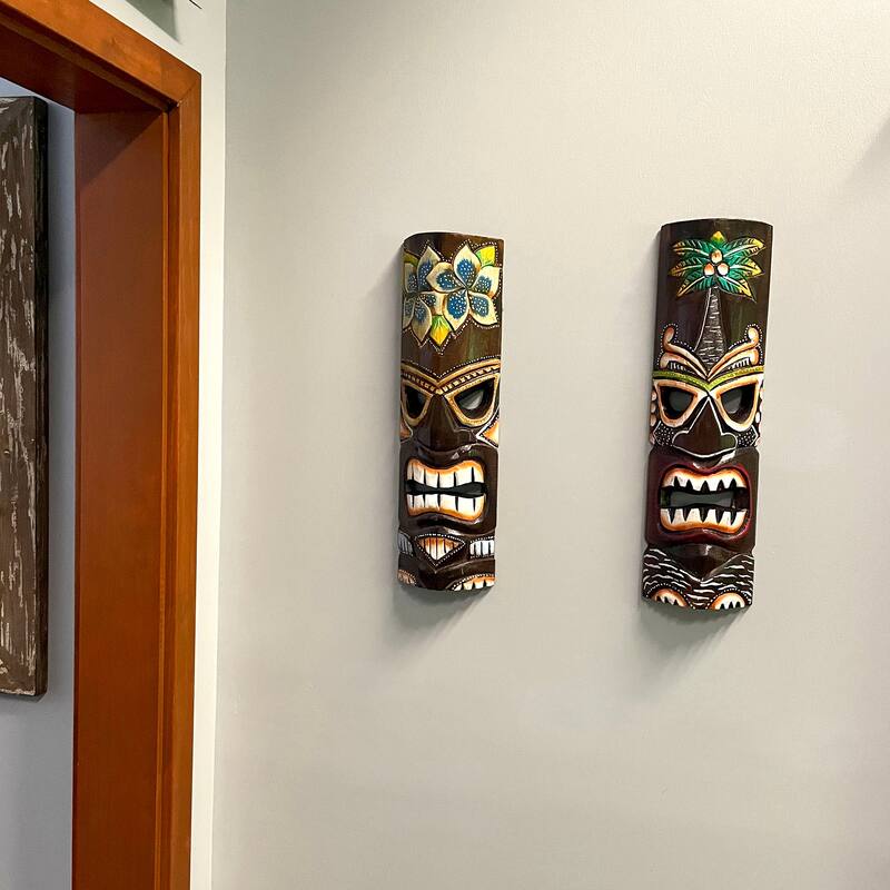 Carved Wood 20 Inch Tiki Wall Masks Palm/ Plumeria Flower (Set Of 2)