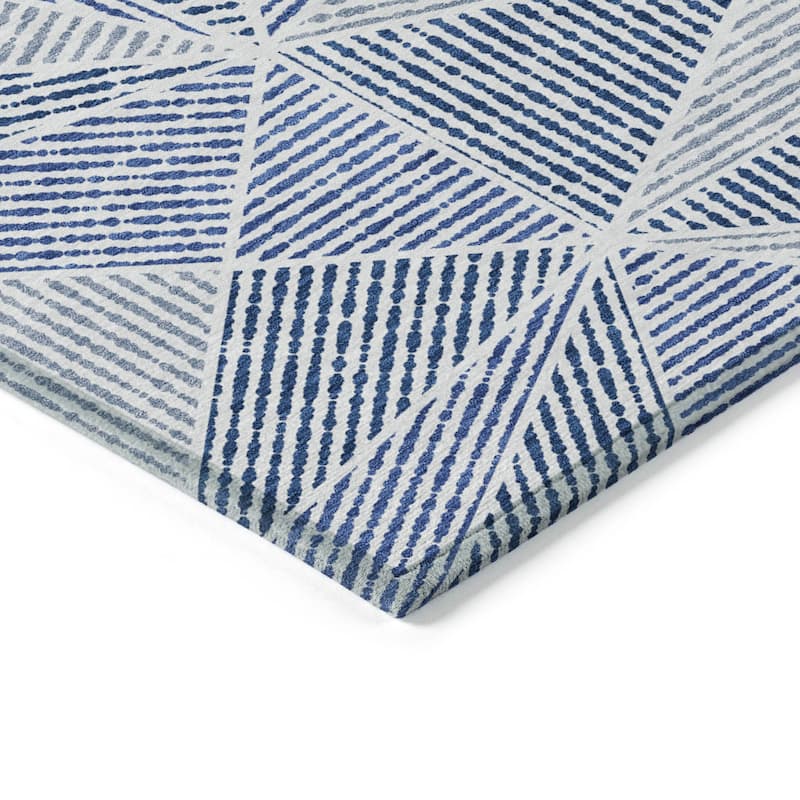 Machine Washable Indoor/ Outdoor Chantille Mosaic Geometric Rug