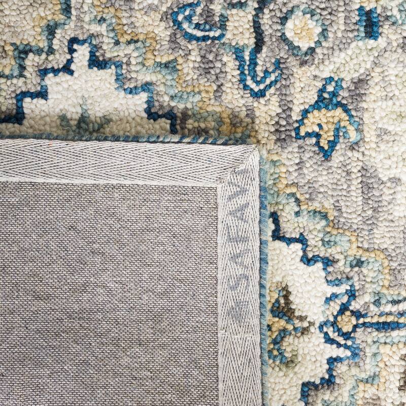 SAFAVIEH Handmade Aspen Helis Boho Wool Rug