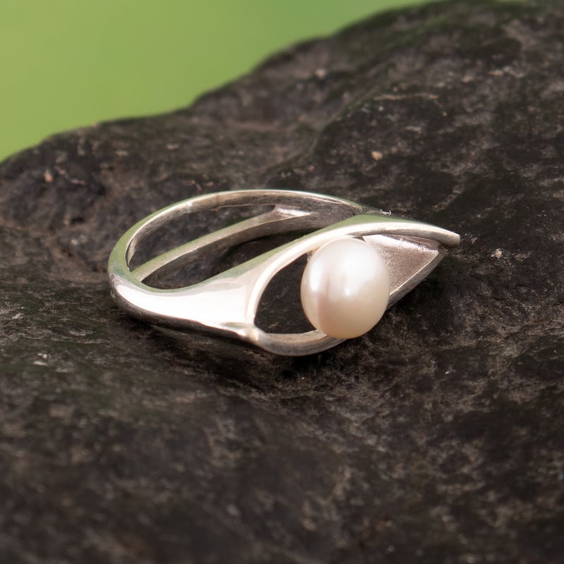 Novica Handmade Pearly Offering Cultured Pearl Single Stone Ring