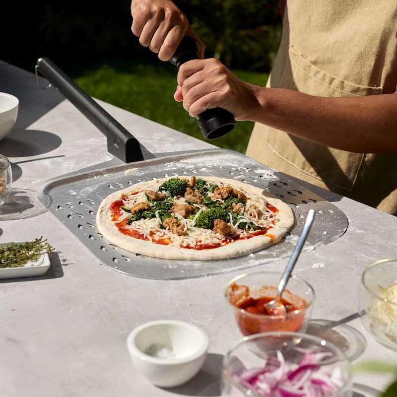 ZWILLING BBQ+ Stainless Steel Perforated Pizza Peel with Detachable Handle - 1 unit