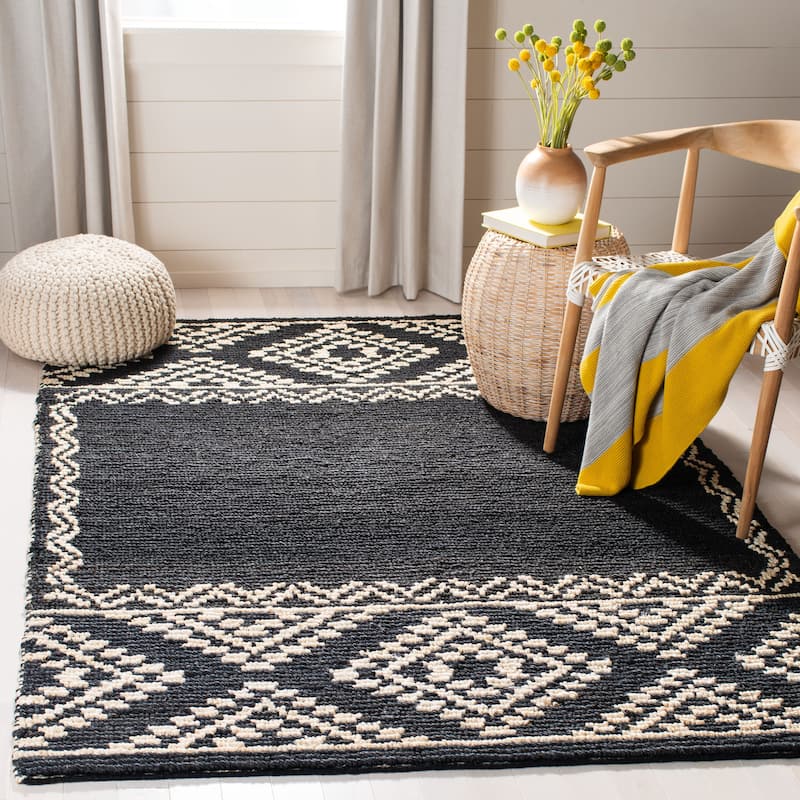 SAFAVIEH Handmade Natural Fiber Braelyn Moroccan Jute Rug - 5' x 8' - Black