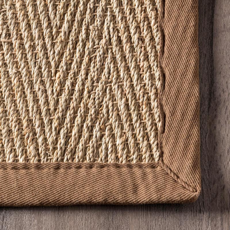Nuloom Geometric Natural Fiber Seagrass Chevron Area Rug