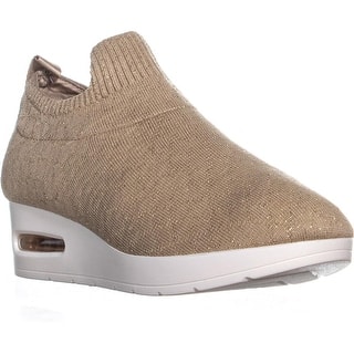 Womens wedge pumps