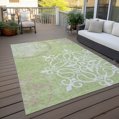 Machine Washable Indoor/ Outdoor Chantille Bold Medallion Rug