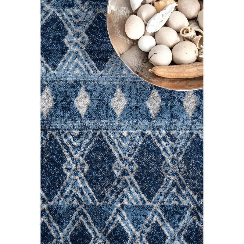 Nuloom Transitional Saha Tribal Geo Striped Area Rug