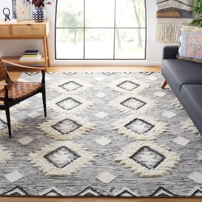 SAFAVIEH Handmade Kenya Eufemia Moroccan Diamond Wool Rug