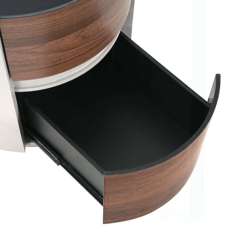 Chic Double-Layer Storage Side Table with Modern Design for Versatile Use