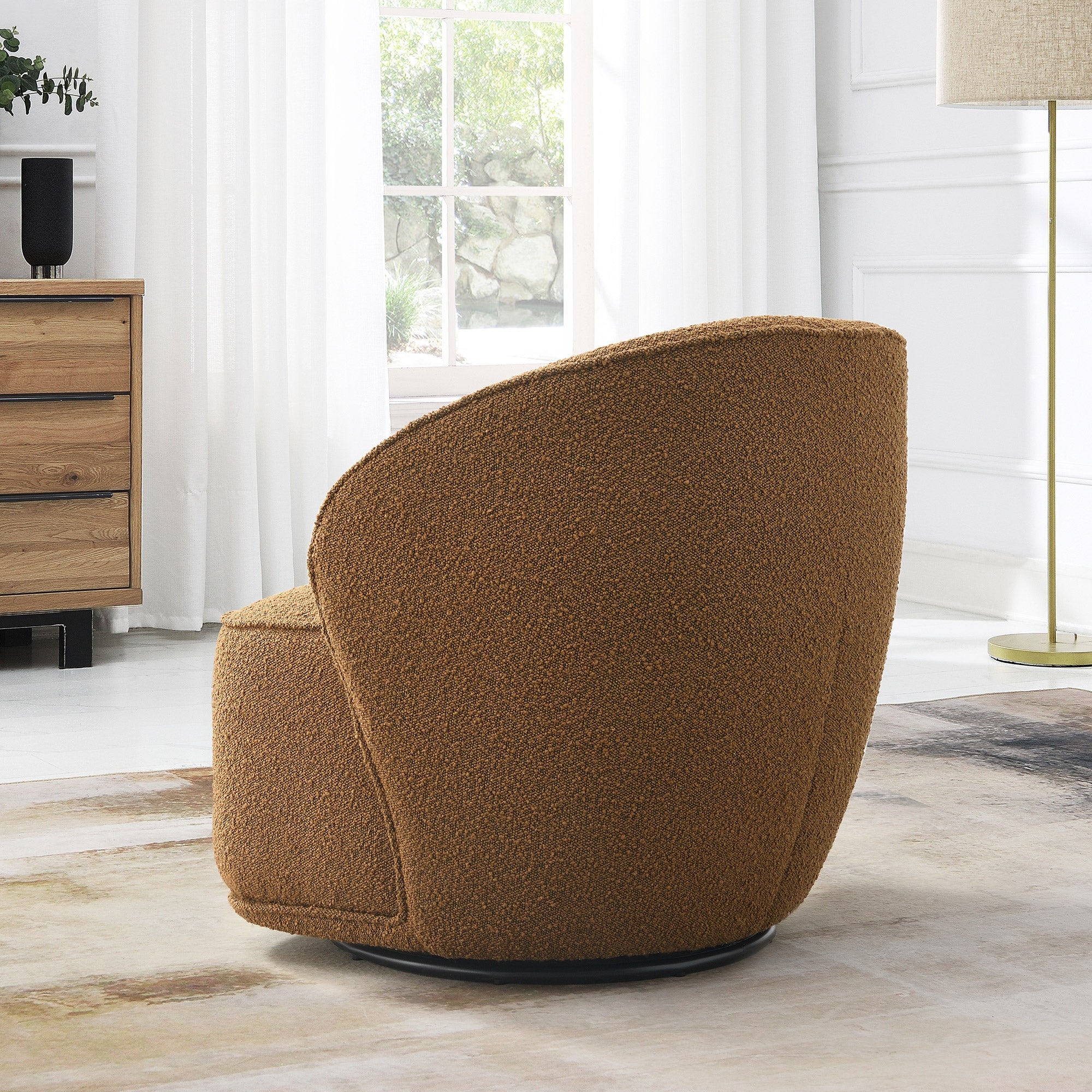 Big swivel barrel outlet chair