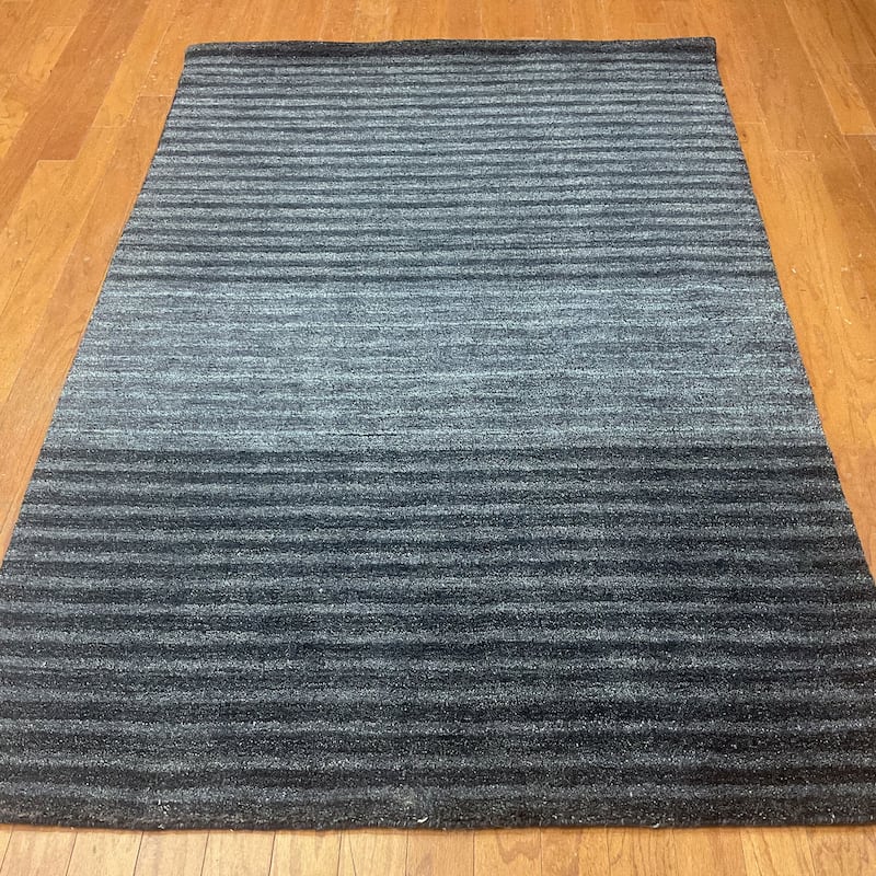 HERAT ORIENTAL 4' x 6' Handmade Horizontal Striped Tibetan Ombre Wool Rug - 4' x 6' - Charcoal