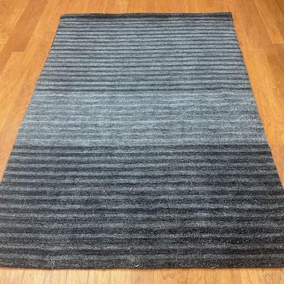 HERAT ORIENTAL 4' x 6' Handmade Horizontal Striped Tibetan Ombre Wool Rug - 4' x 6'