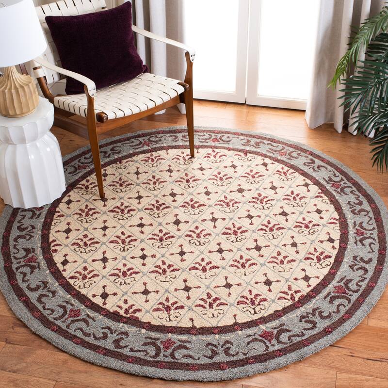 SAFAVIEH Handmade Easy Care Barbie Oriental Rug