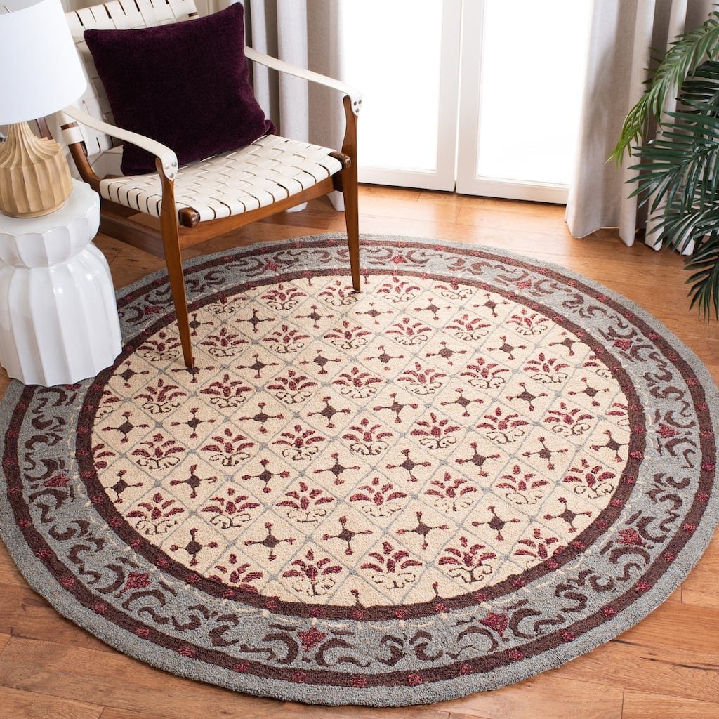 SAFAVIEH Handmade Easy Care Barbie Oriental Rug